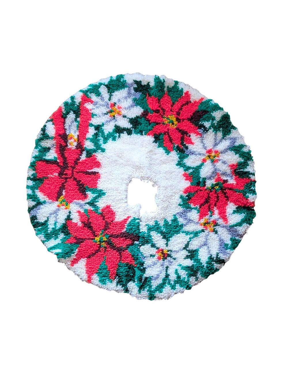 Vintage Latch Hook Christmas Tree Skirt - Retro Holiday Decor